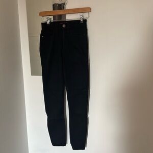 Guess Black Skinny Jeans Sleek Stretchy Fit
